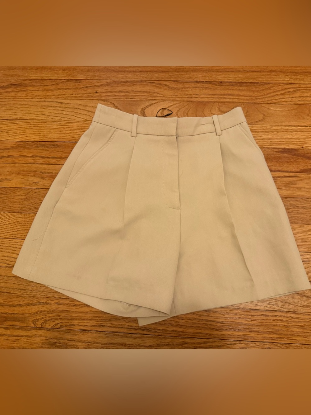 Zara Khaki Beige Cargo Bermuda Shorts – Women’s Size S
